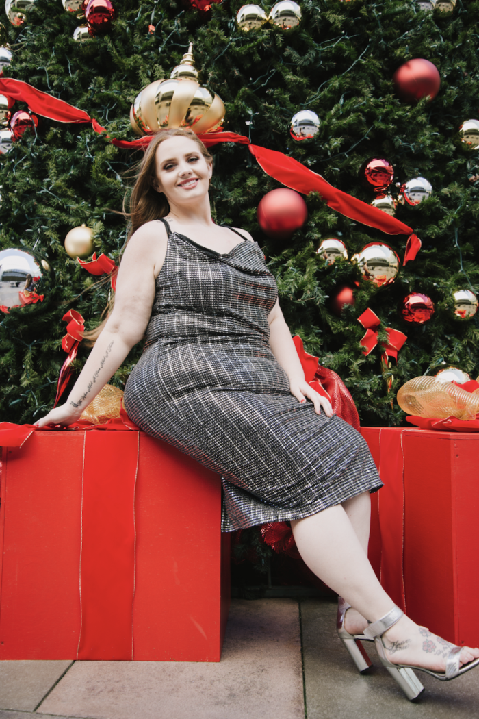 17+ Perfect Holiday Gift Ideas for Aspiring Plus Size Models