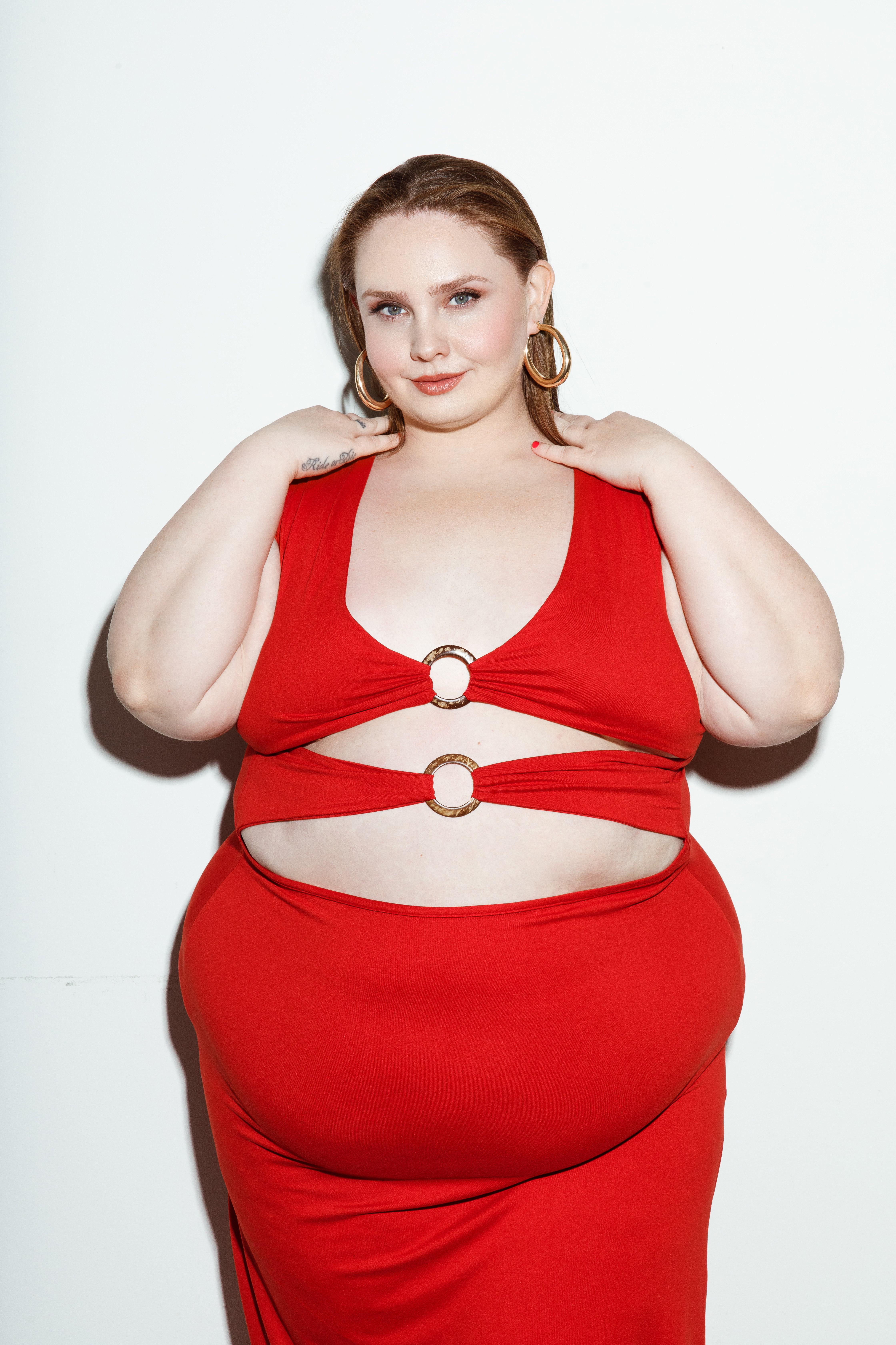 How to Make a Comp Card for Plus Size Models
